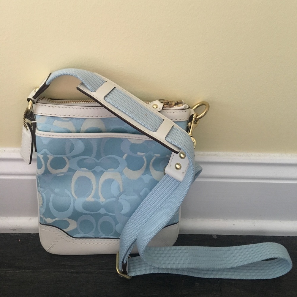 AUTHENTIC COACH CROSSBODY MESSENGER BAG